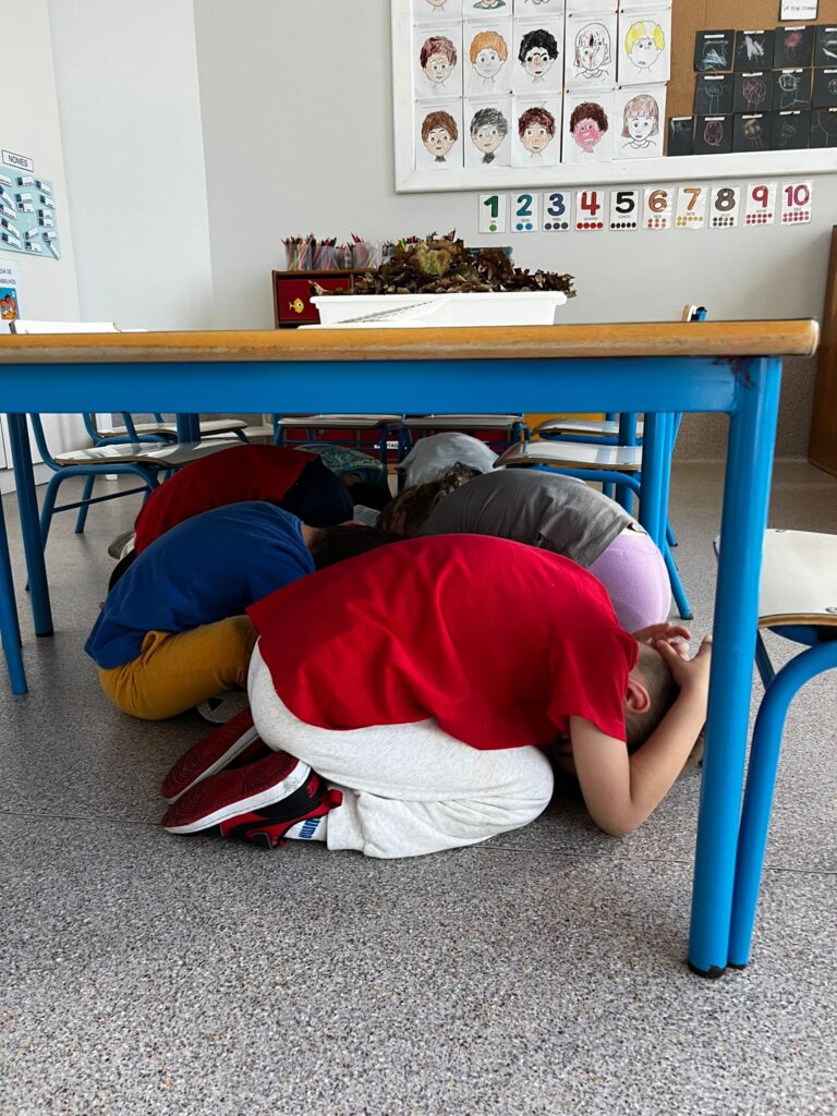 WhatsApp-Image-2025-11-12-at-11.05.05-2-2-768x1024 A Terra Treme