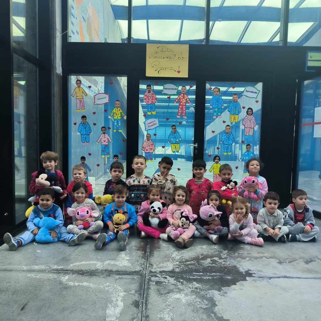 WhatsApp-Image-2025-11-20-at-22.57.54-2-1024x1024 Dia do Pijama