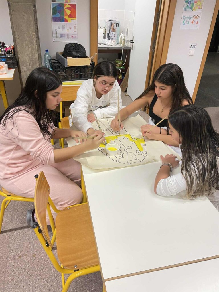 WhatsApp-Image-2025-11-21-at-17.23.21-1-768x1024 Noite do Pijama