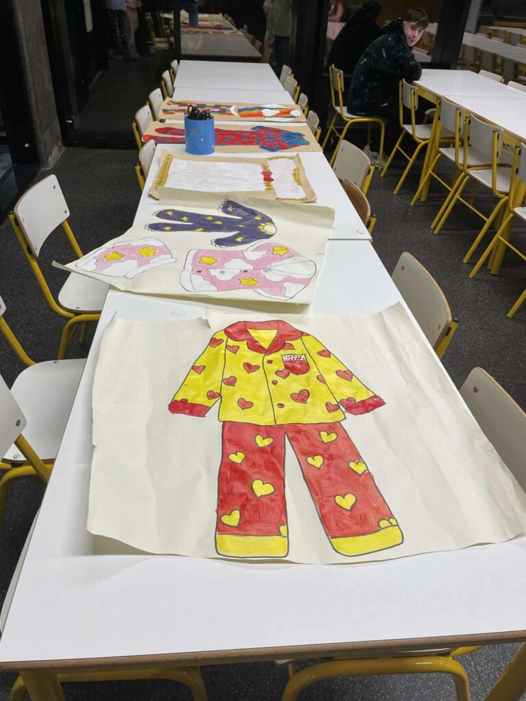 WhatsApp-Image-2025-11-21-at-17.23.22-768x1024 Noite do Pijama