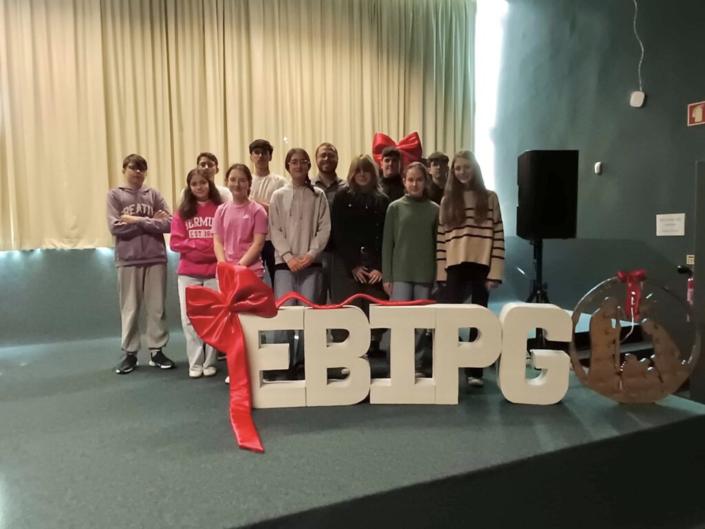 596554157_859445166903221_7357324486199037543_n-1024x768 Literacia Financeira: os jovens contam