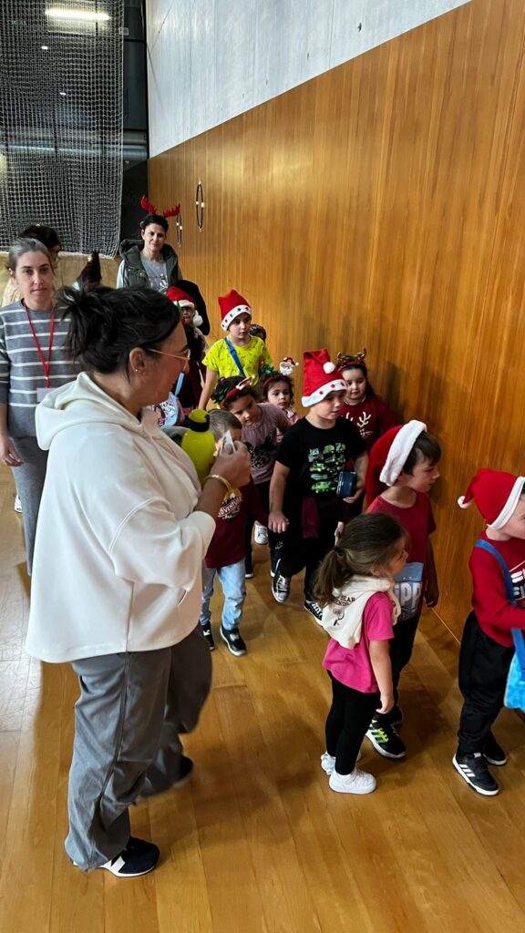 WhatsApp-Image-2025-12-16-at-11.30.24-576x1024 Convívio de Natal do Pré-Escolar