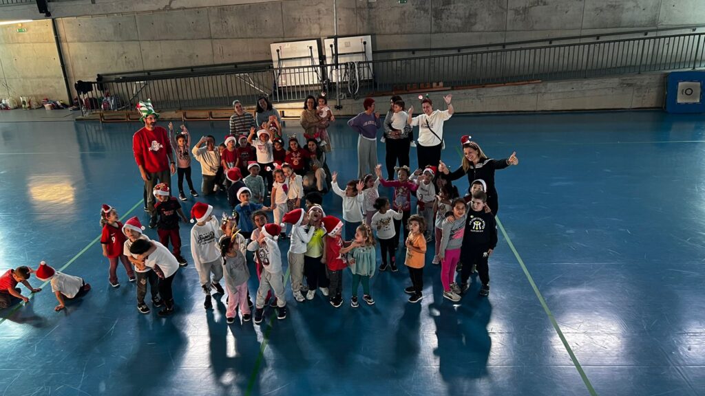 WhatsApp-Image-2025-12-16-at-11.30.29-1-1024x576 Convívio de Natal do Pré-Escolar