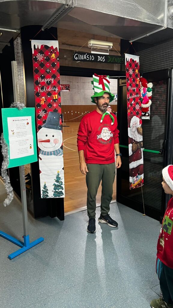 WhatsApp-Image-2025-12-16-at-11.30.29-576x1024 Convívio de Natal do Pré-Escolar