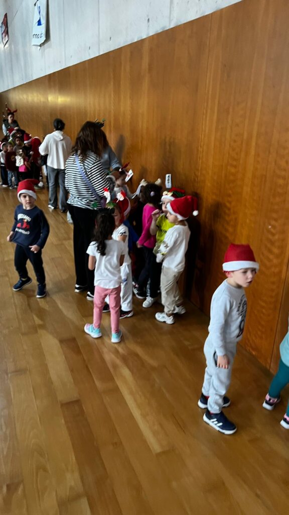 WhatsApp-Image-2025-12-16-at-11.30.31-576x1024 Convívio de Natal do Pré-Escolar