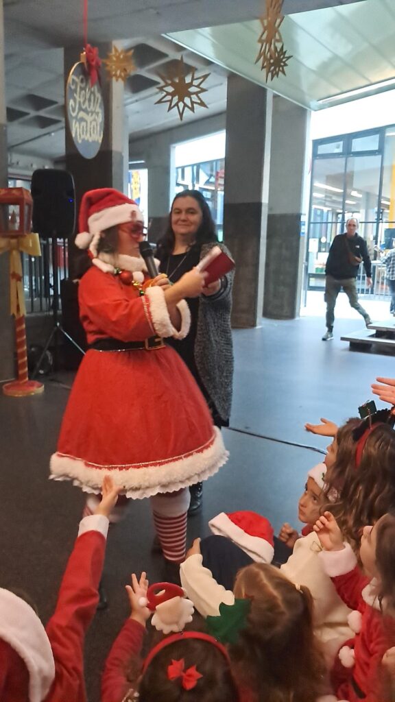 WhatsApp-Image-2025-12-19-at-17.51.42-576x1024 Álbum de Natal