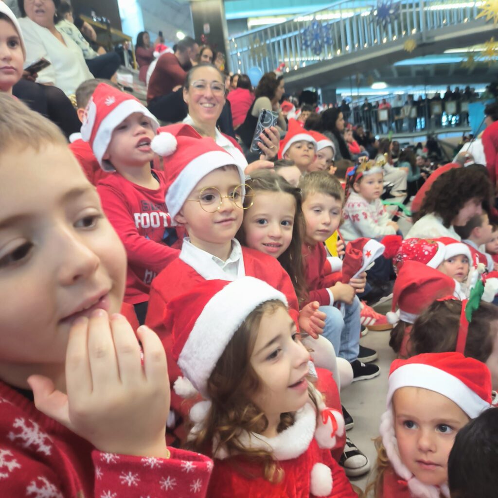 WhatsApp-Image-2025-12-19-at-17.51.43-4-1024x1024 Álbum de Natal