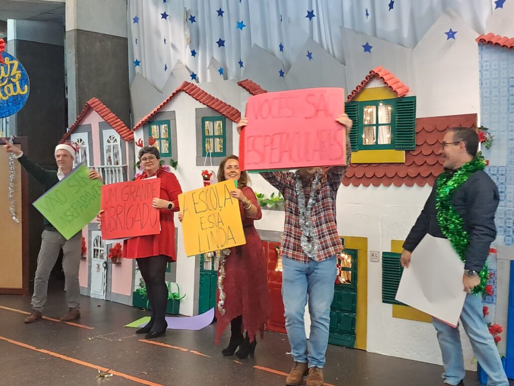 WhatsApp-Image-2025-12-19-at-17.51.43-5-1024x768 Álbum de Natal