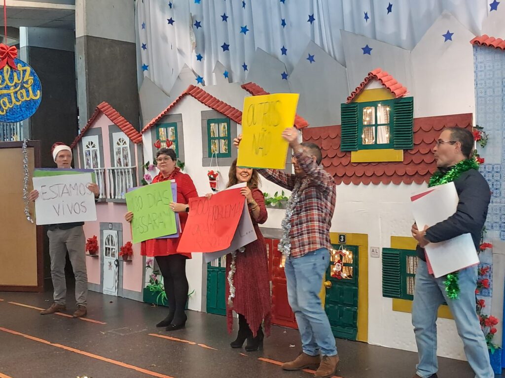 WhatsApp-Image-2025-12-19-at-17.51.44-2-1024x768 Álbum de Natal