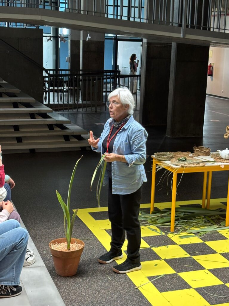 Flores-Espadana-768x1024 Flores de espadana