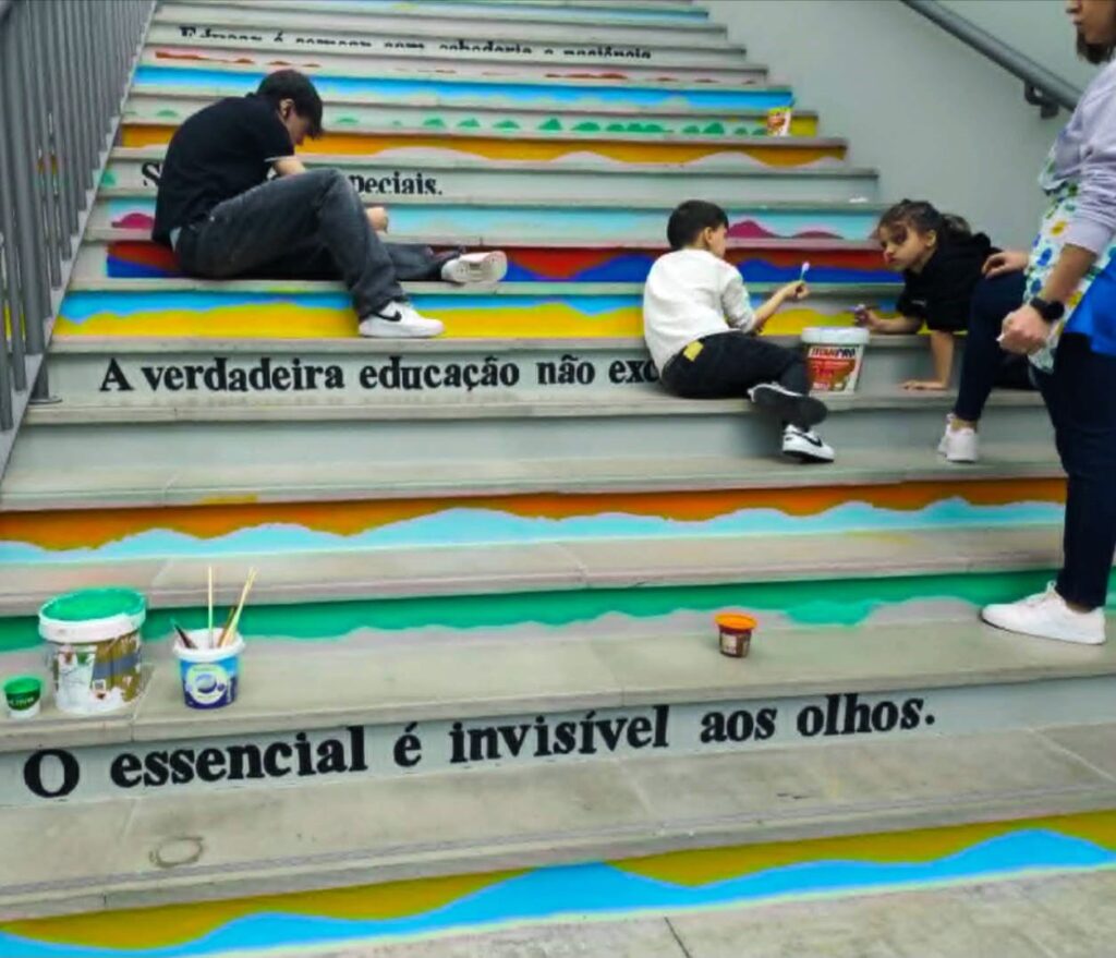 eco-esc-1024x879 “Muros com Vida”
